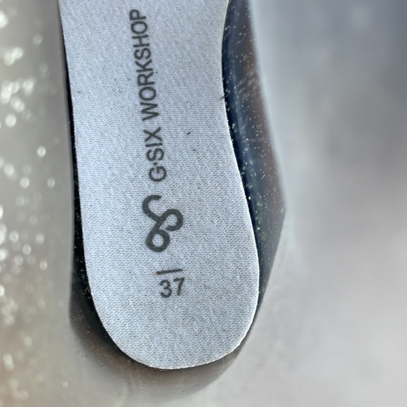 BRAND NEW G Six Workshop Ankle Boots Clear Gold Glitter SZ 6 - Picture 4 of 5